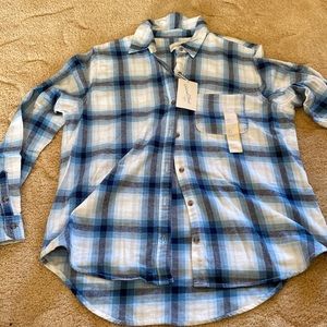 NWT Universal thirds woman size small flannel colors blue and white